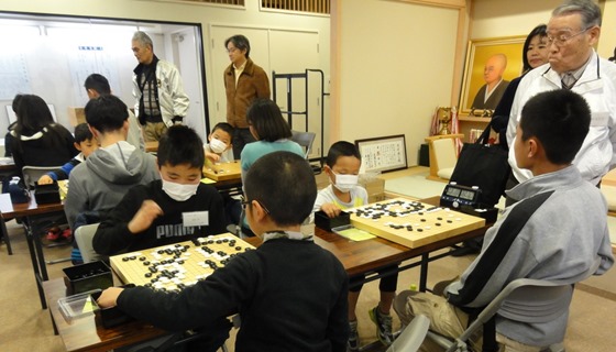 子供囲碁大会　広島県下から38人