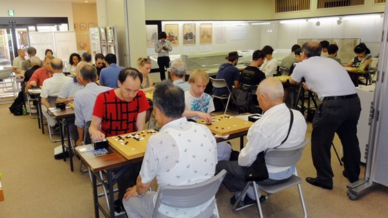 本因坊秀策囲碁記念館で国際親善対局