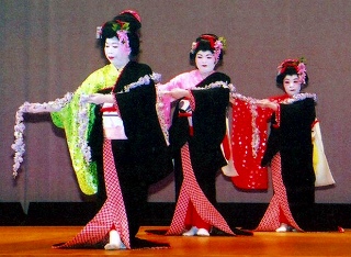 [10月 9日] けんみん文化祭　因島の西川歌扇会　日本舞踊で最優秀賞