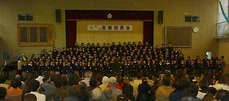 [12月14日] 田熊小音楽発表会　心一つ全員合唱