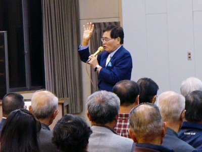 国民新党 亀井代議士　因島で時局講演会　来夏7月の参院選勝利訴え