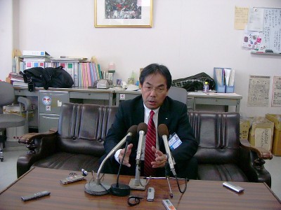4月尾道市長選　平谷教育長が出馬表明　三連続無投票危惧の声