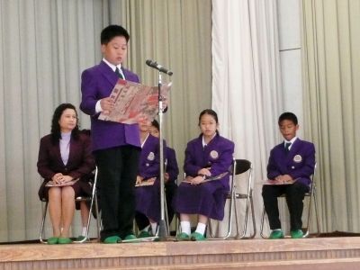 タイの児童6人迎え瀬戸田の小学校で交流　歌や太鼓で歓迎式