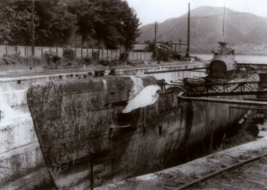 伊33号潜水艦