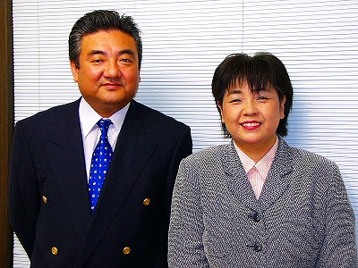 司法書士 土生火災復興に奔走 村上司法書士事務所 村上正則さん（46）恭子さん